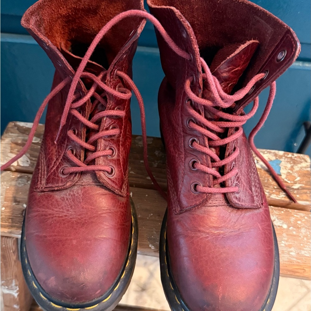 Dr. Martens Pascal Red Leather Lace-Up Boots | Women’s 7 - Picture 3 of 5